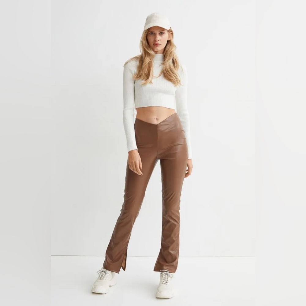 DIVIDED H&M Split Hem Vegan Pleather Pants Size 2, but fits XS